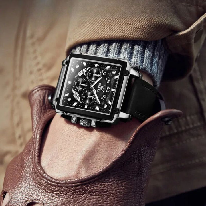 Chronographe à cadran carré